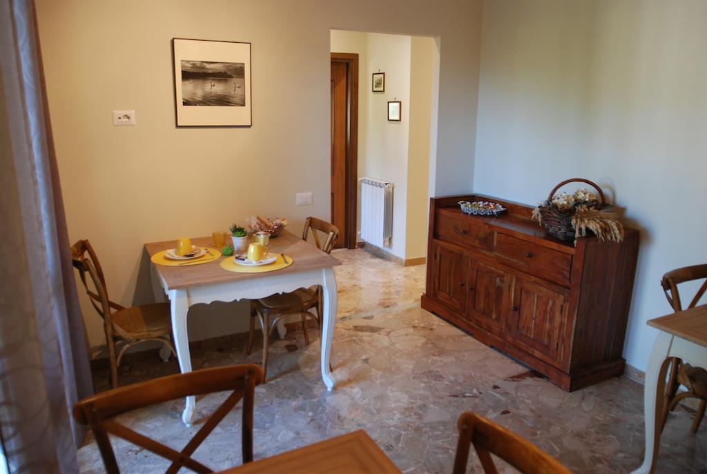 La Cannella Bed and Breakfast Anguillara Sabazia Δωμάτιο φωτογραφία